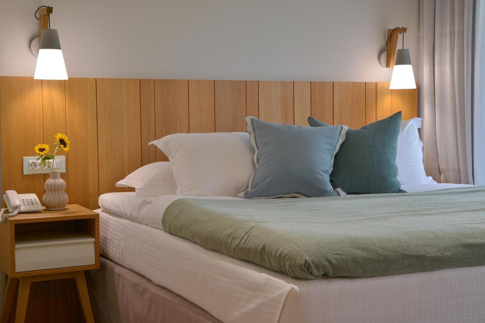 Mirivili Hospitality & Wellness Aten Exteriör bild