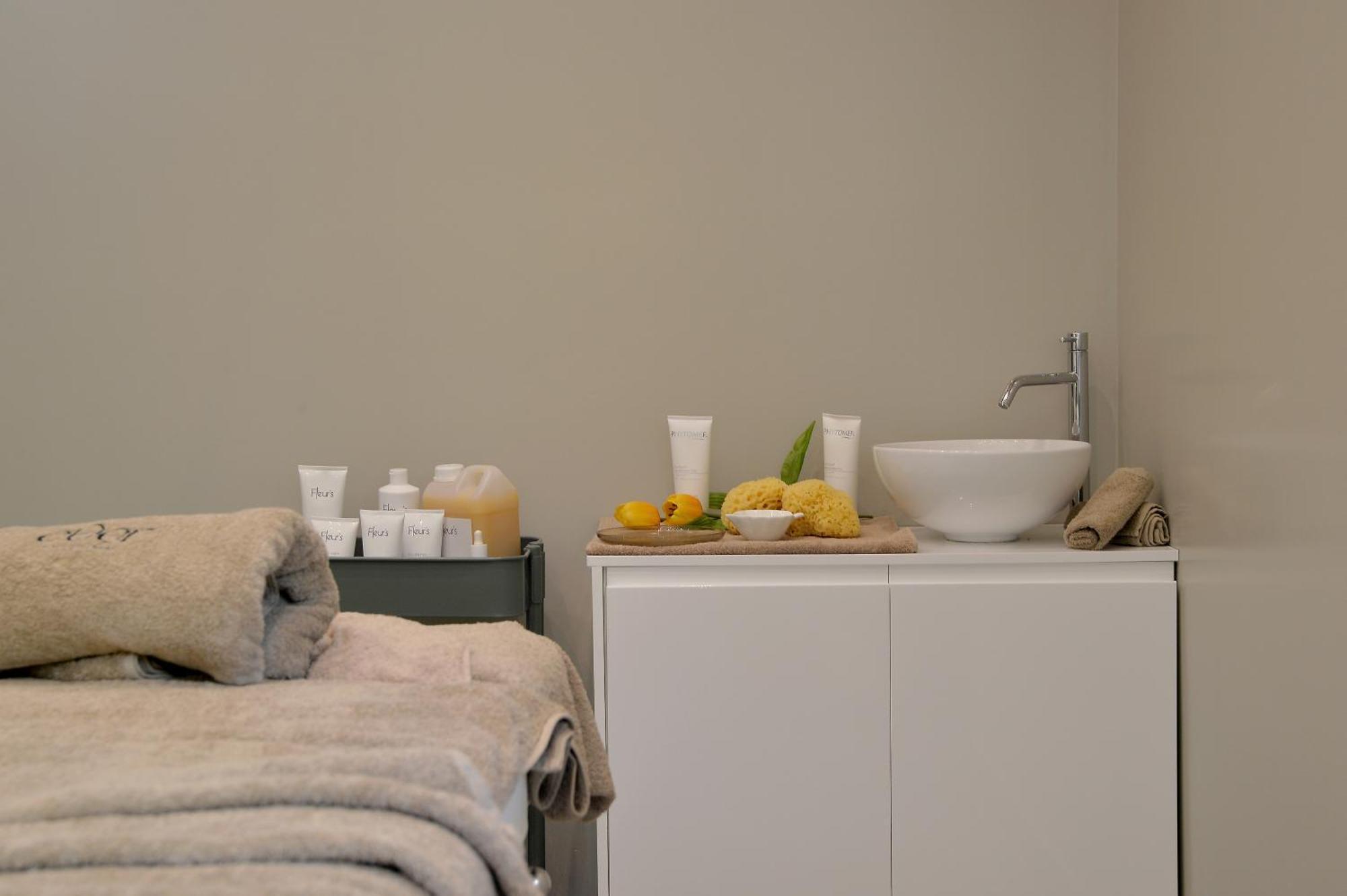 Mirivili Hospitality & Wellness Aten Exteriör bild